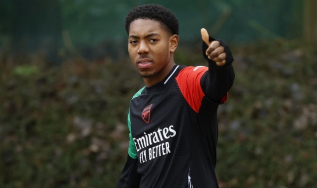 联赛前2轮仅出场44分钟，斯凯利在与卡拉菲奥里的竞争中处于下风