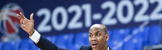 电子游戏-关键卡位战再度失利 北控与季后赛渐行渐远